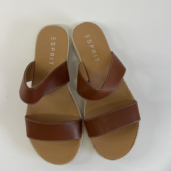 ESPRIT - Picture 3 of 9